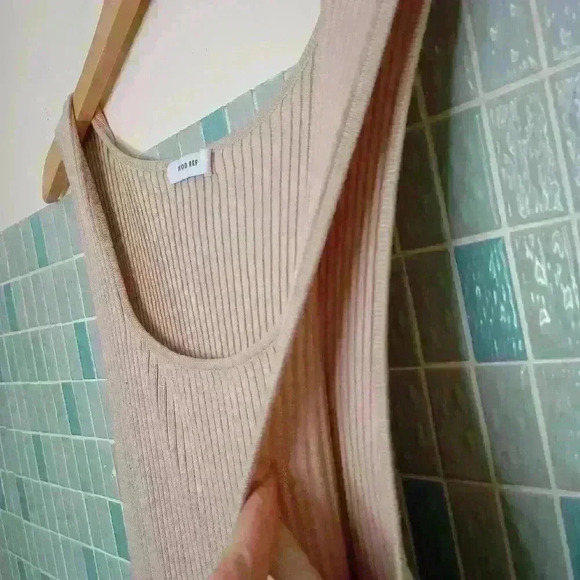 MOD REF Plus Size Sleeveless Tan Nude Stretchy Ribbed Long Dress With Slit - Picture 5 of 16